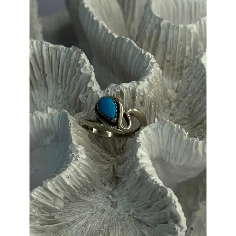 925 Sterling Silver Turquoise Ring Size 4 - Picture 2 of 6